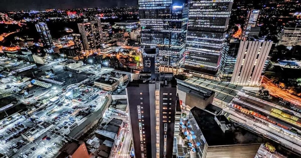 Discover the energy of Parramatta by night in the heart of the vibrant Parramatta CBD, where the city comes alive with illuminated streets, buzzing dining precincts, and lively entertainment. 