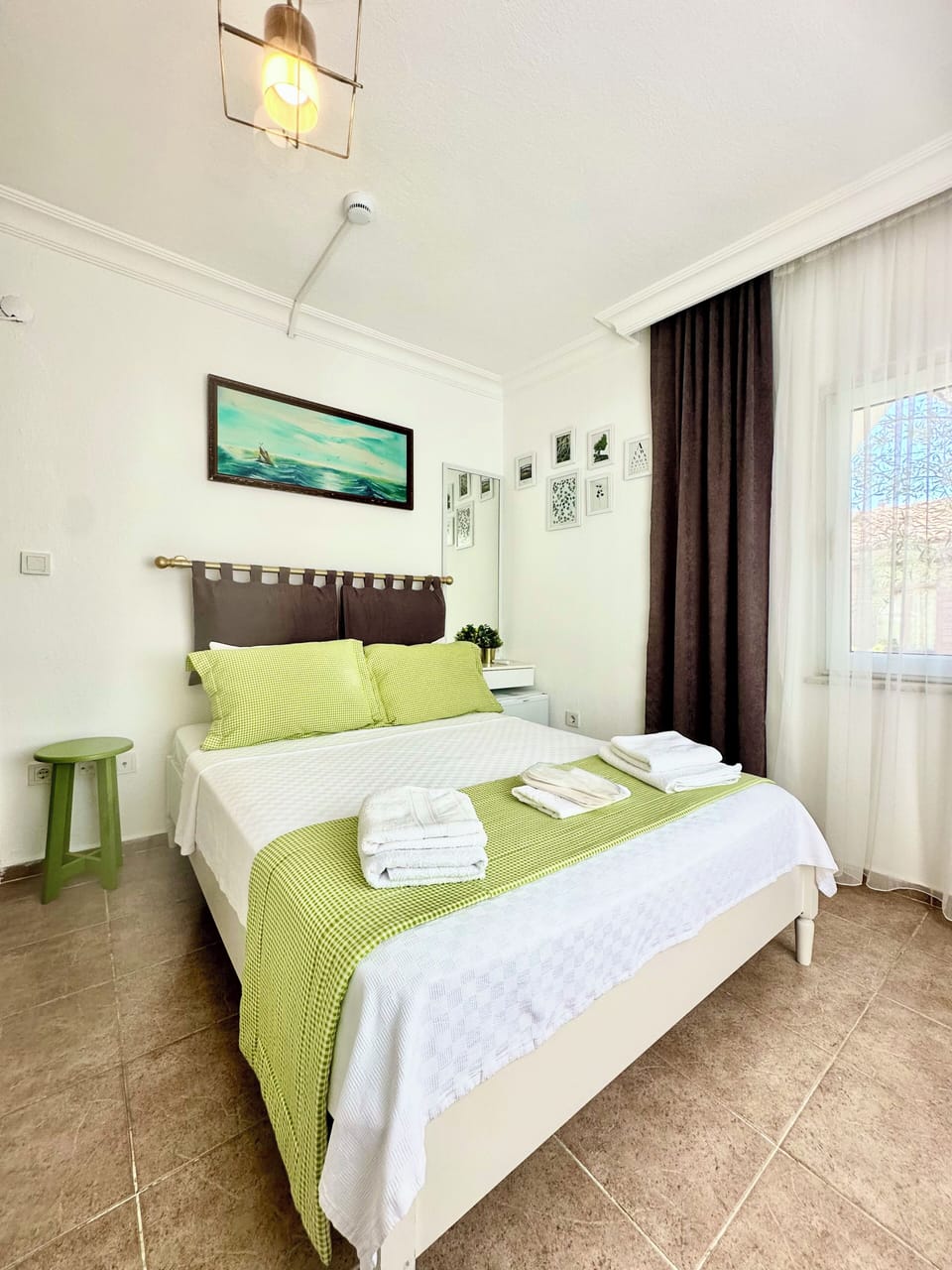 Classic Room, 1 Double Bed, Non Smoking, Private Bathroom | Bed sheets