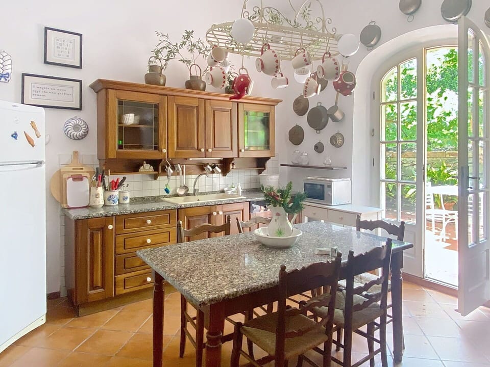 Furniture, Interior Design, Flooring, Wood, Kitchen, Dining Room, Table, Kitchen & Dining Room Table, Chair, Countertop