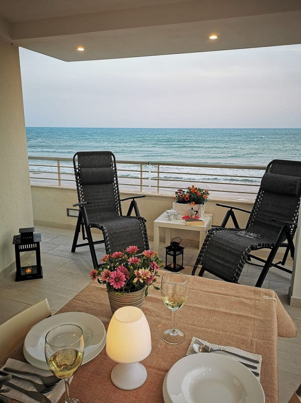 Autumn, Balcony / Terrace / Patio, Spring, Summer