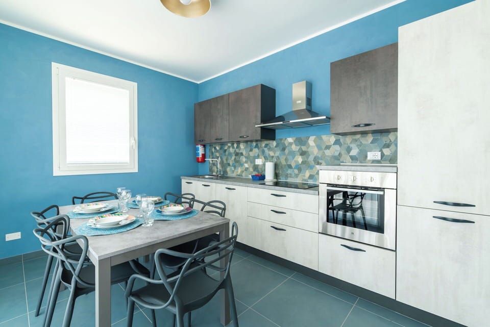 Autumn, Kitchen, Spring, Summer