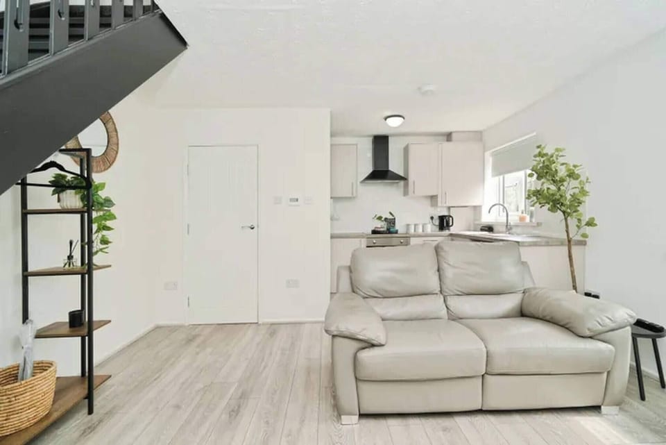 House, 2 Bedrooms | Living room