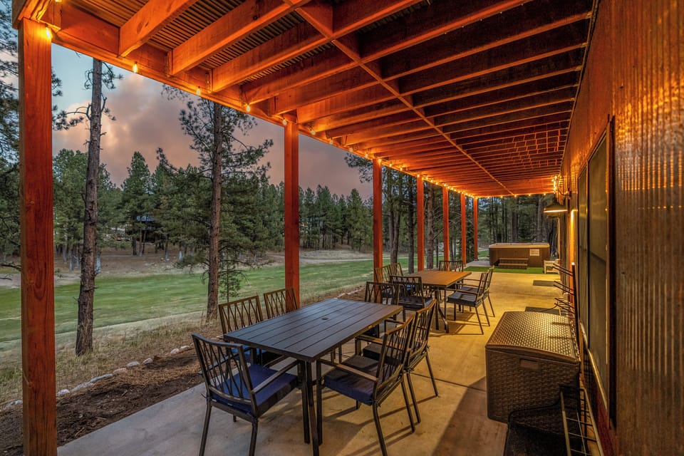 4 large outdoor dining tables across the upper and lower decks! Room for all! 