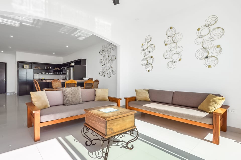 House, Multiple Beds, Ocean View (Casa Roble 24 - Playa Arcangel) | Living area