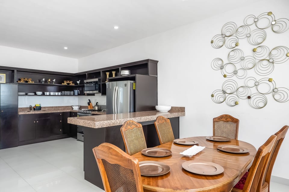 House, Multiple Beds, Ocean View (Casa Roble 24 - Playa Arcangel) | Dining