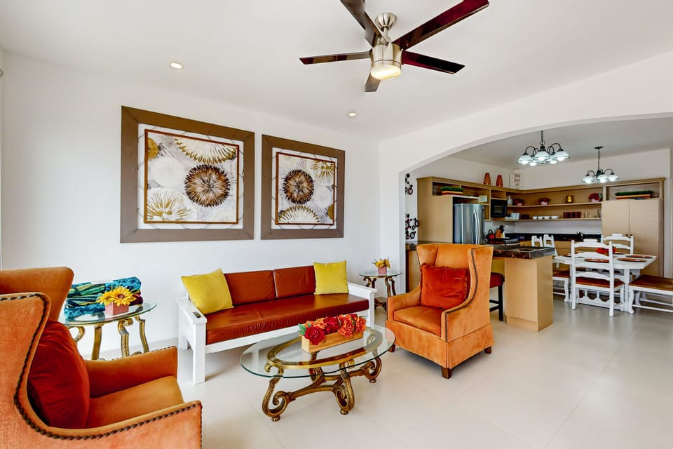 House, Multiple Beds, Kitchen, Partial Ocean View (Casa Merlot 41 - Playa Arcangel) | Living area
