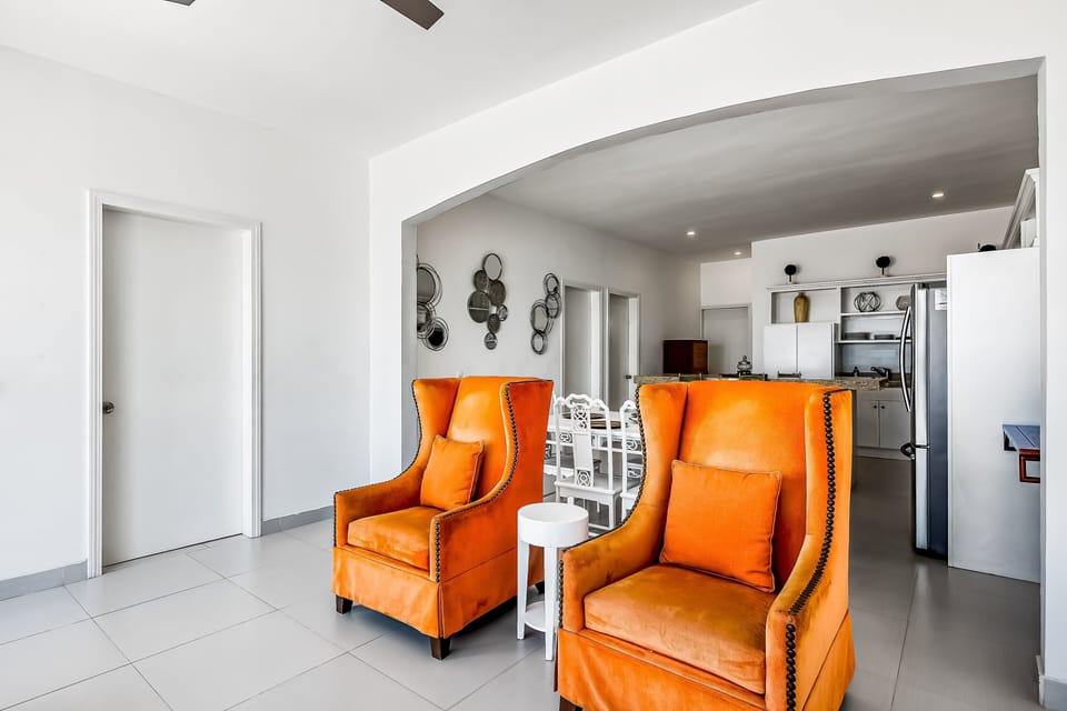Villa, Multiple Beds, Kitchen, Partial Ocean View (Casa Borgoña 40 - Playa Arcangel) | Interior