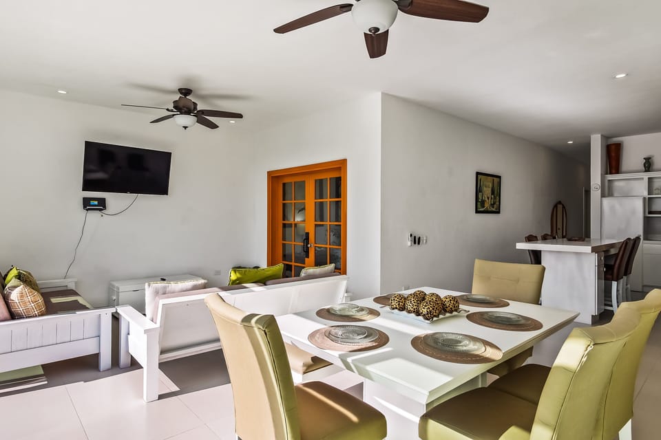 Villa, Multiple Beds, Kitchen, Ocean View (Villa Olivo 45 - Playa Arcangel) | Dining