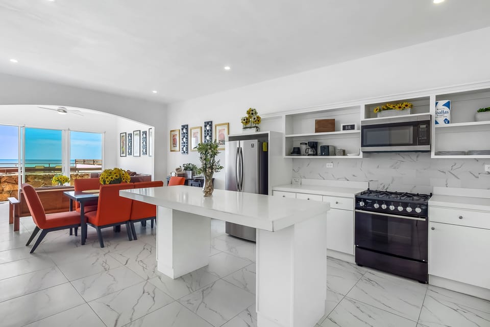 Villa, Multiple Beds, Kitchen, Partial Ocean View (Casa Arcilla 18 - Playa Arcangel) | Private kitchen
