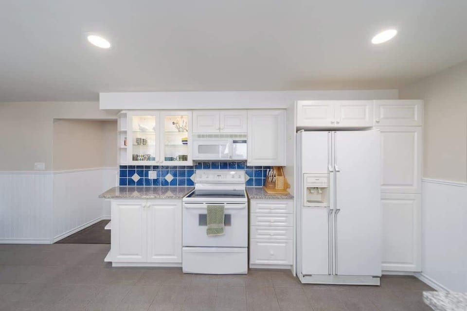 Fully equipped kitchen ready for dining.
