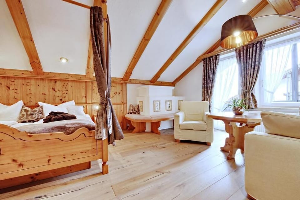 Studio, Balcony, Garden View | Interior