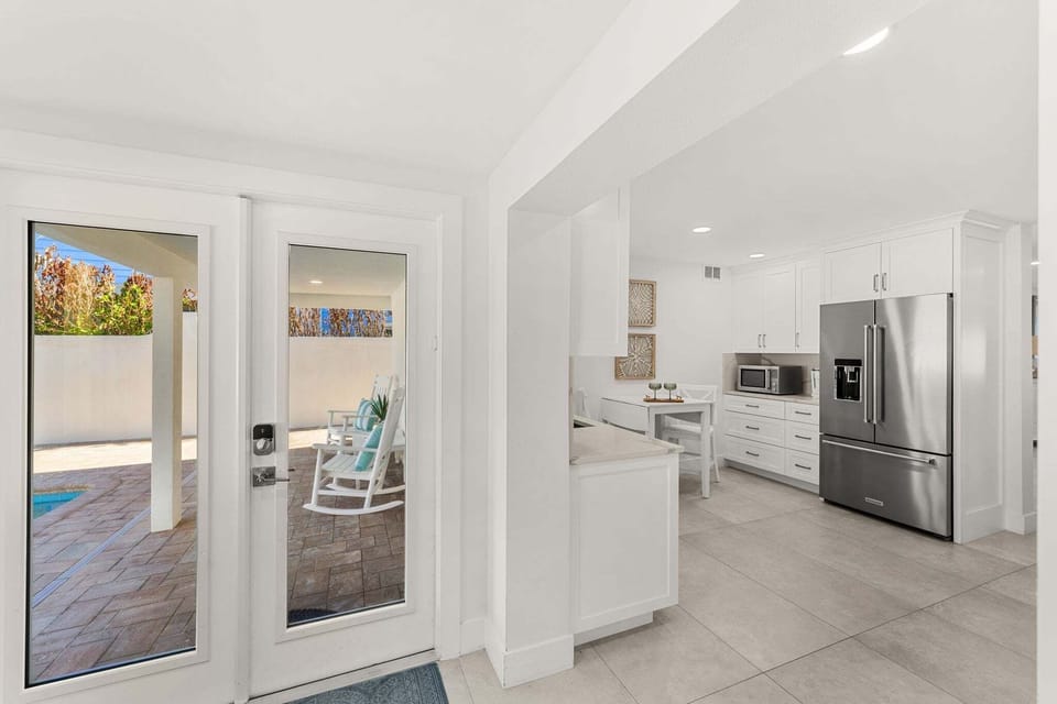 Welcome entryway