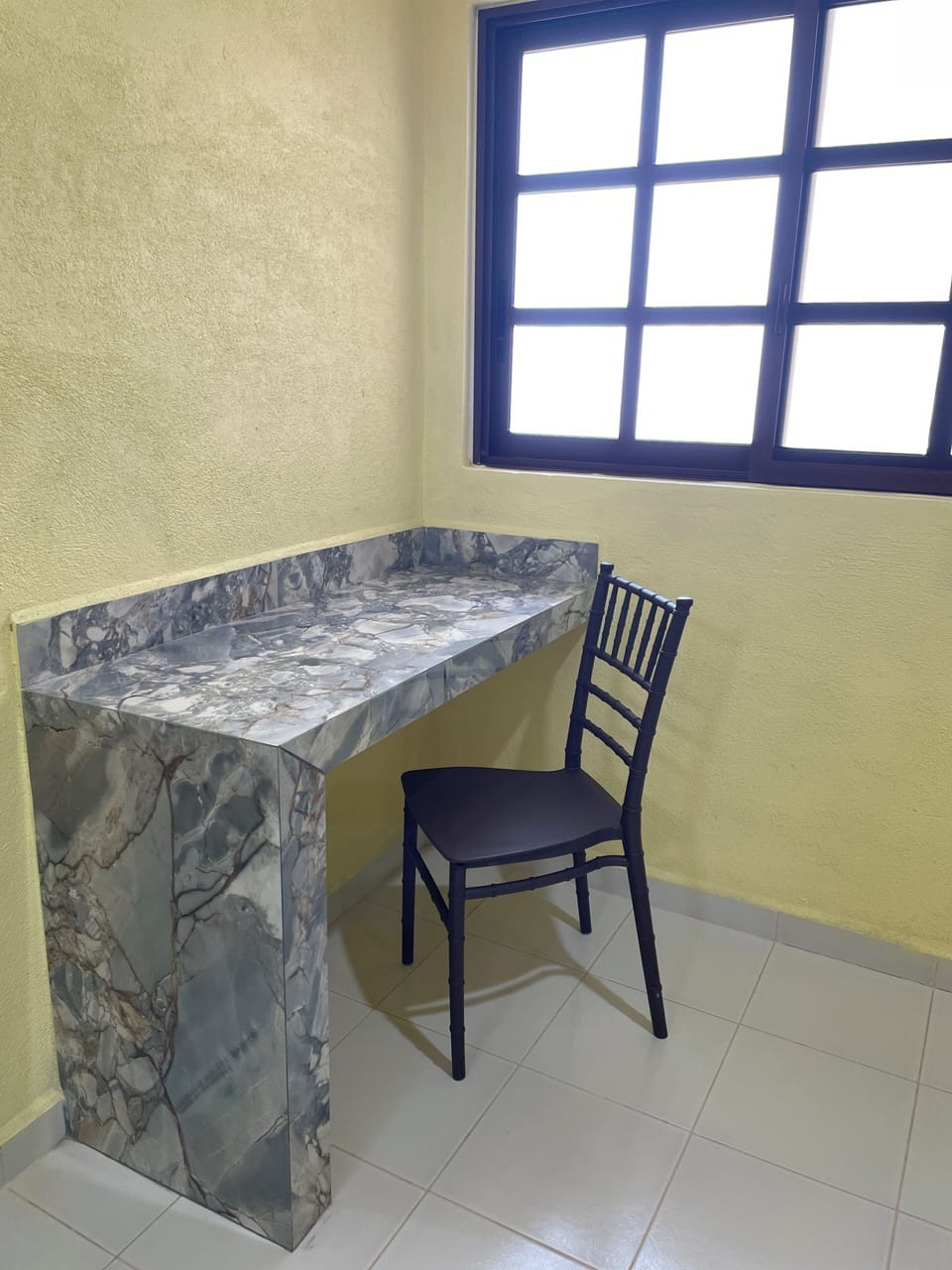Comfort Room, Mixed Dorm, Non Smoking, Ensuite | Desk, laptop workspace, WiFi (free), bed sheets