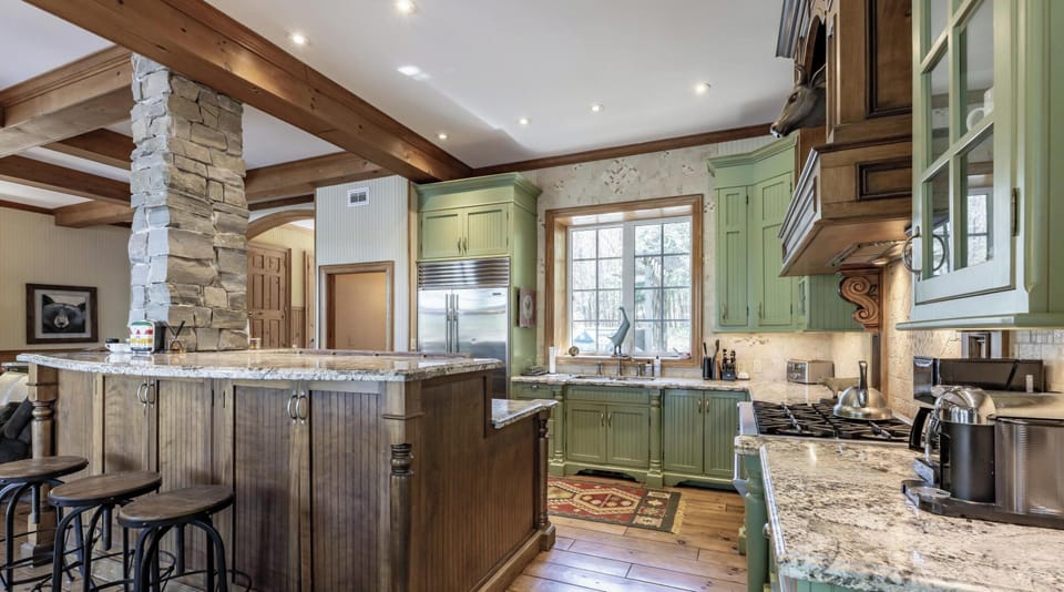 Kitchen &amp; Bar Seating