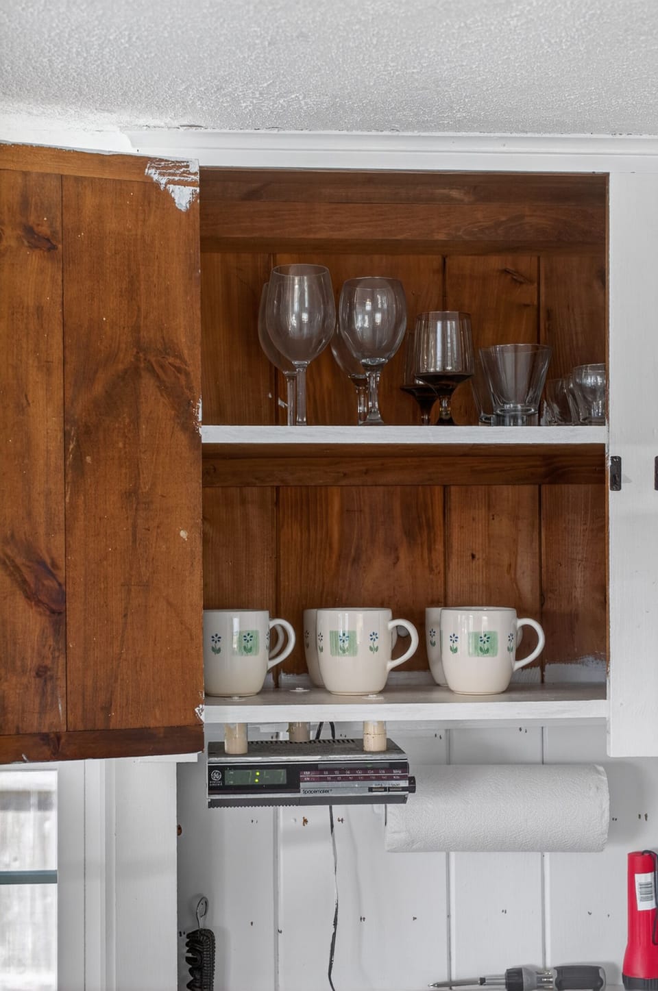 We have available dishes, cups, glasses and silverwares for you to use!