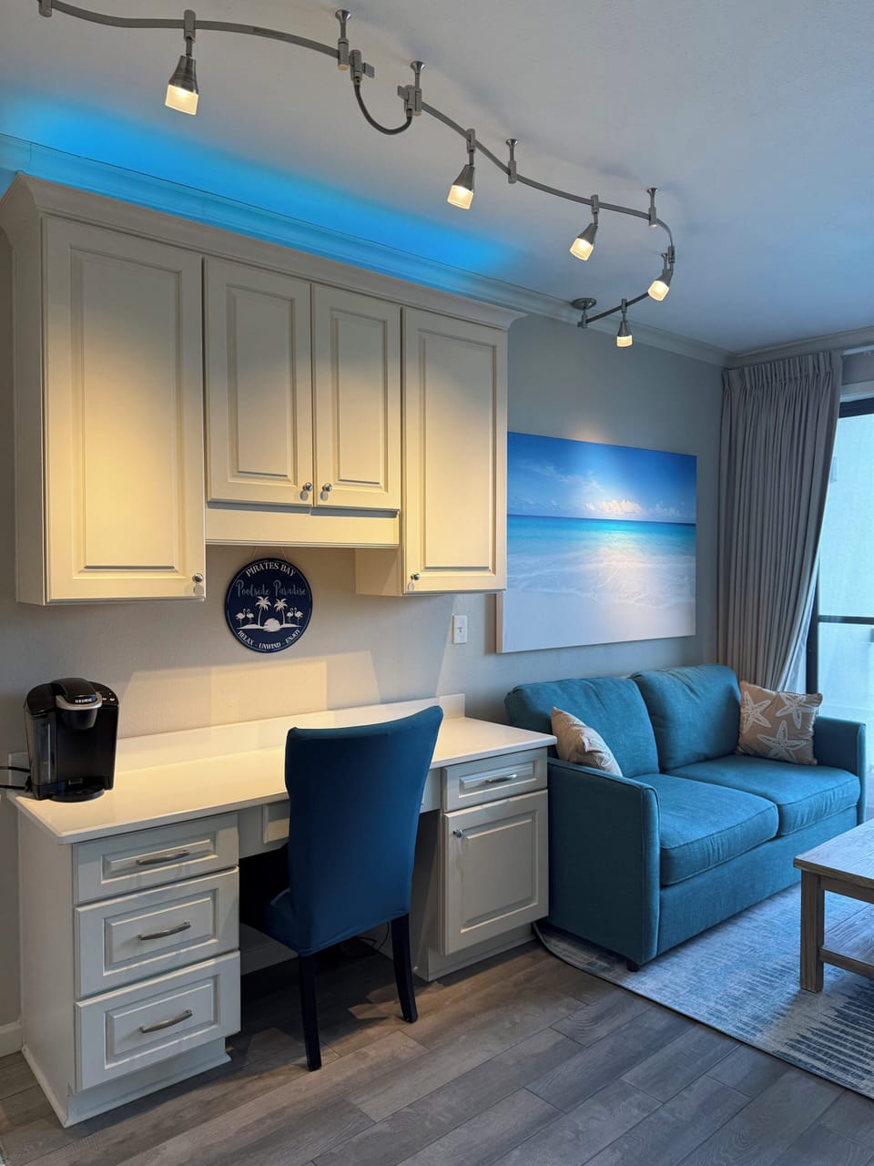 Desk and comfortable sofa that will pull out for a queen sofa bed 