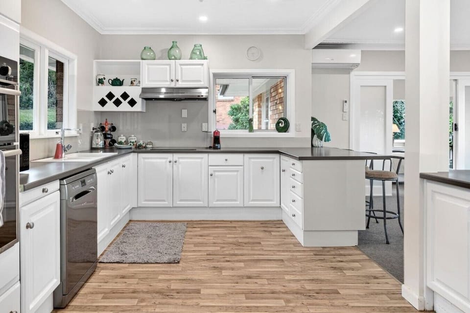 Whip up family meals in your chef`s kitchen, where you`ll find everything from the gas range to the island bar—your gathering spot with a view.