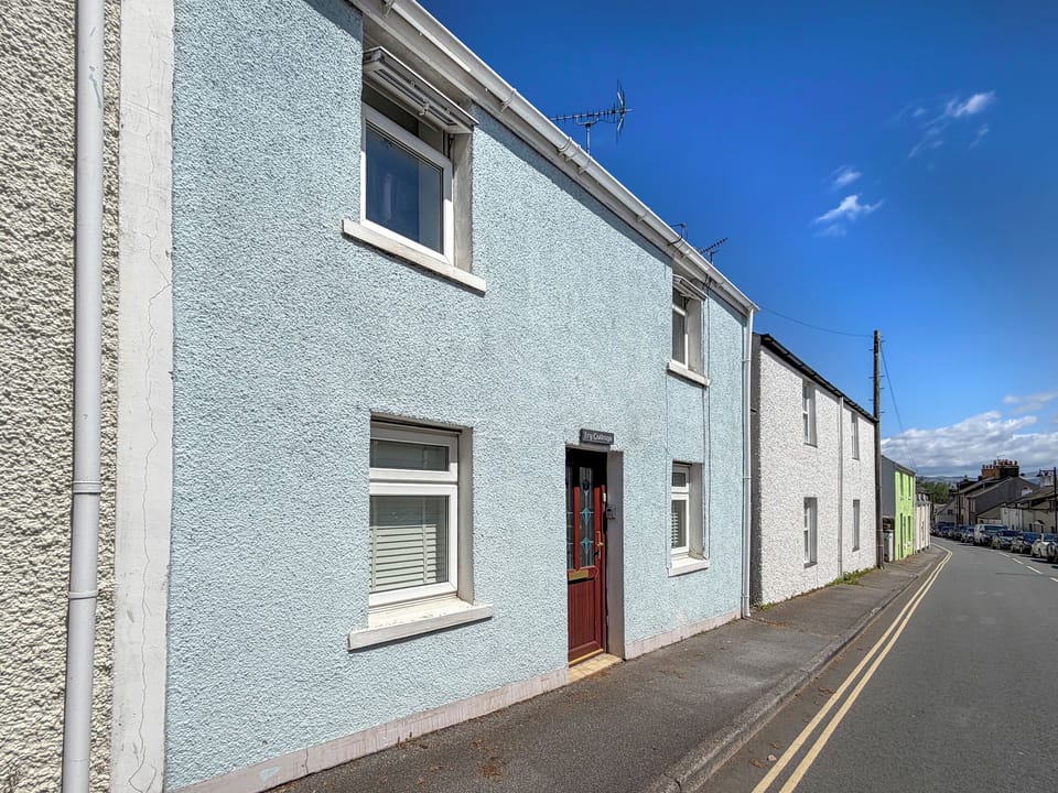 Exterior | Ivy Cottage, Beaumaris