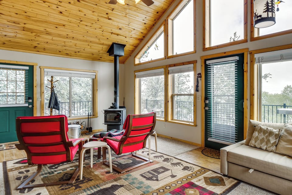 Living Room | Wood-Burning Stove
