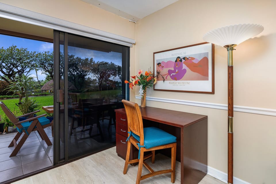 Has a desk with drawers, good place to answer a few emails or calls.