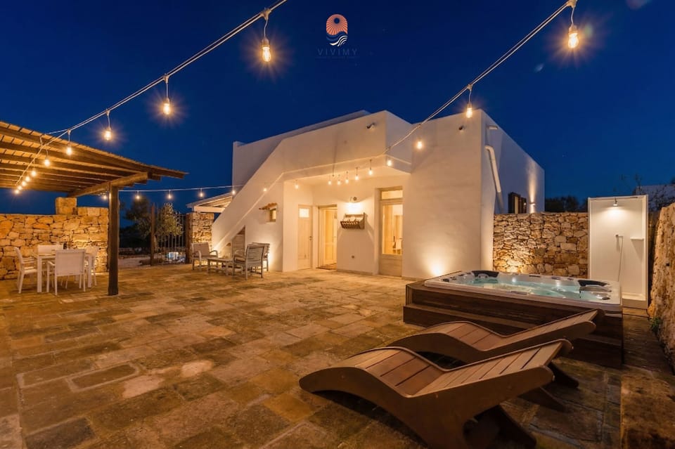 Deluxe Villa, Patio, Garden View | Terrace/patio