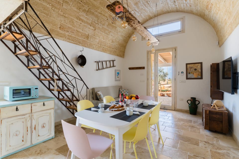 Deluxe Villa, Patio, Garden View | Dining