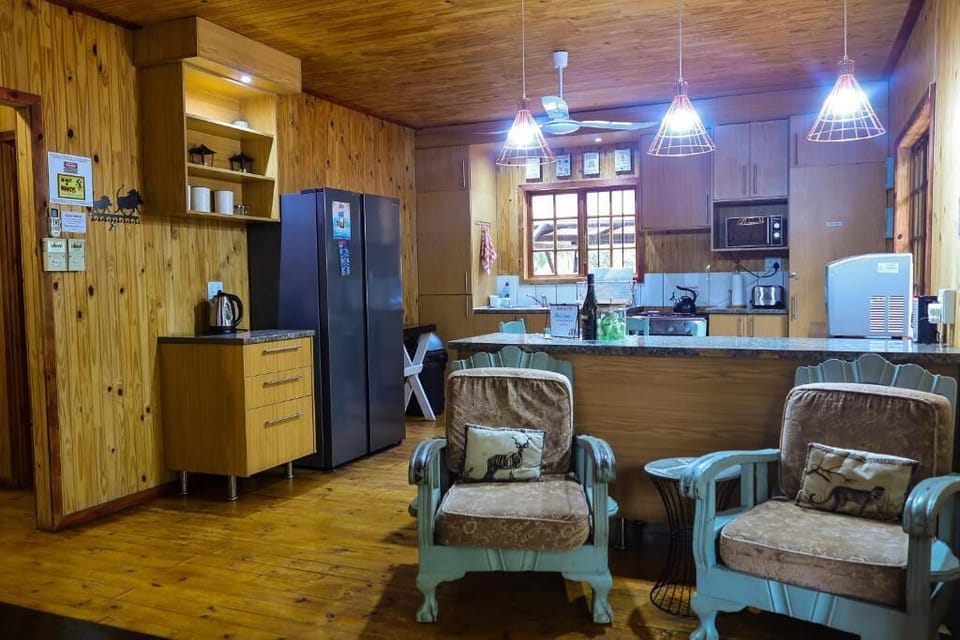 House, 4 Bedrooms | Interior