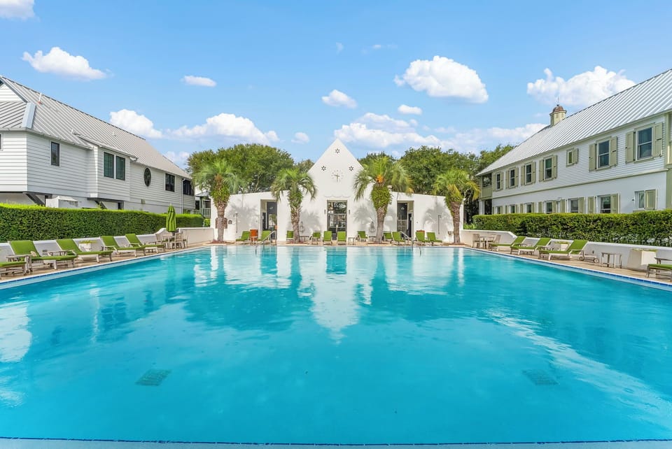 Coquina Pool Right Next to Home