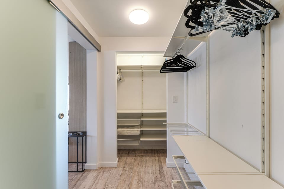 Apartment (0 Bedroom) | Interior