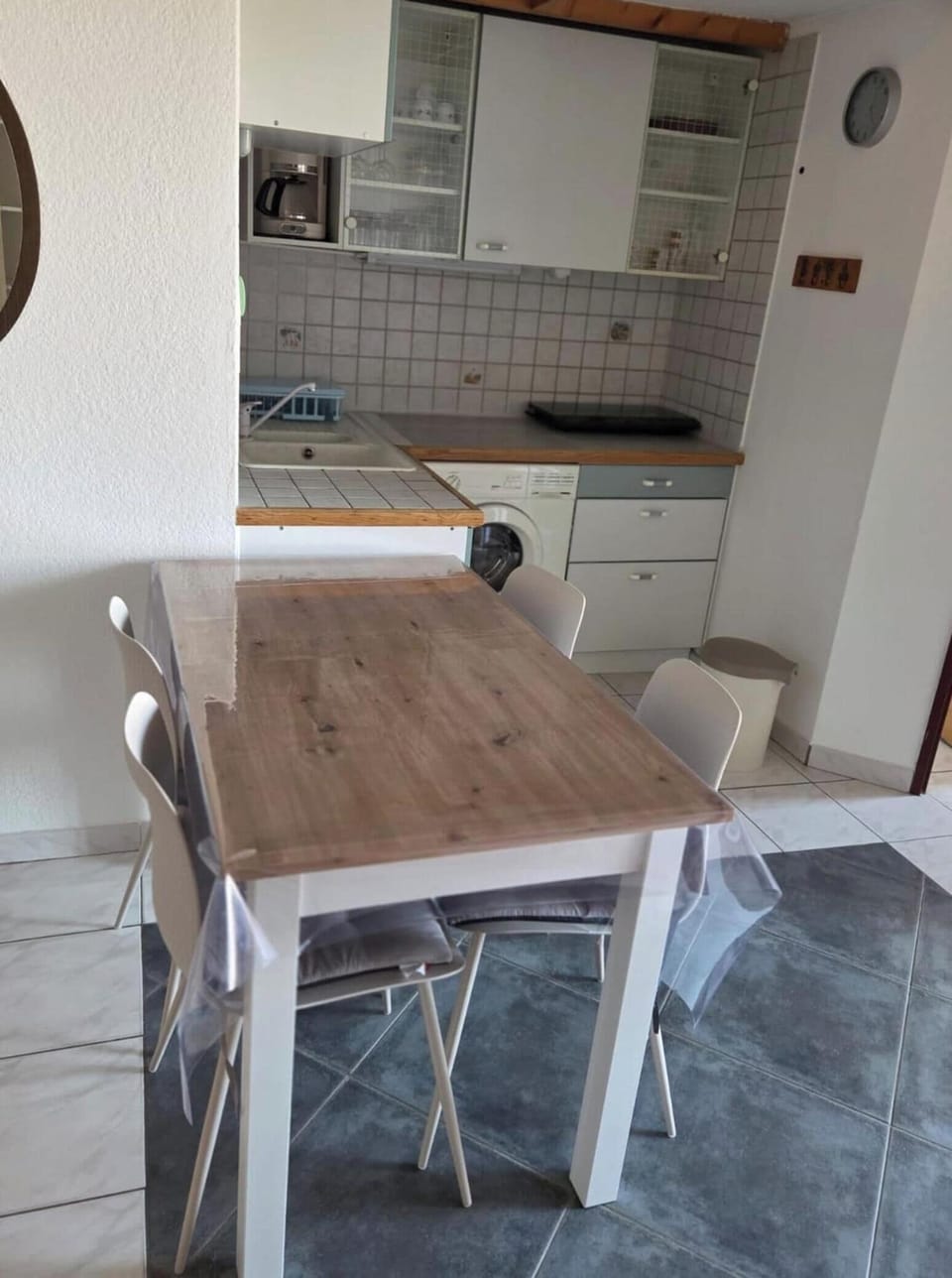 Apartment | Dining