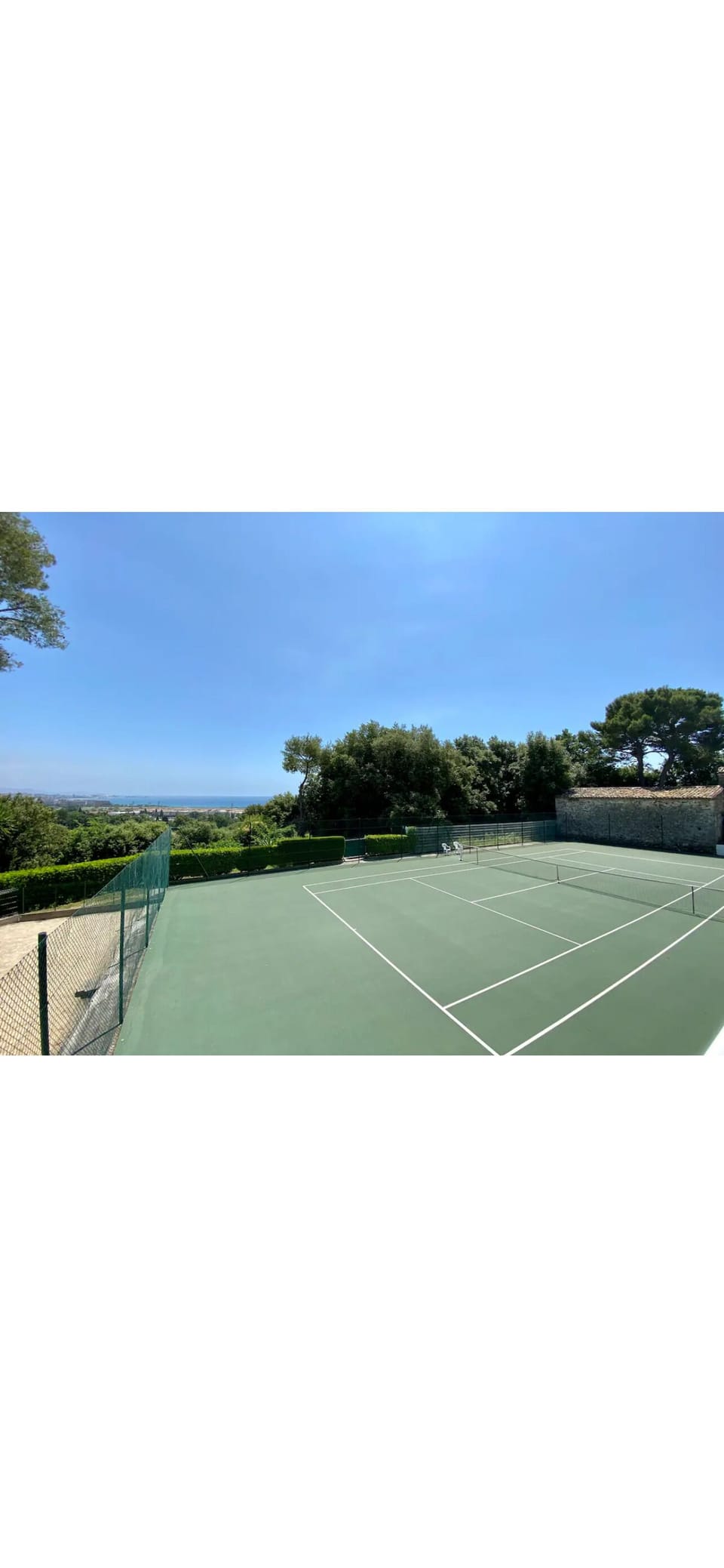 Sport court