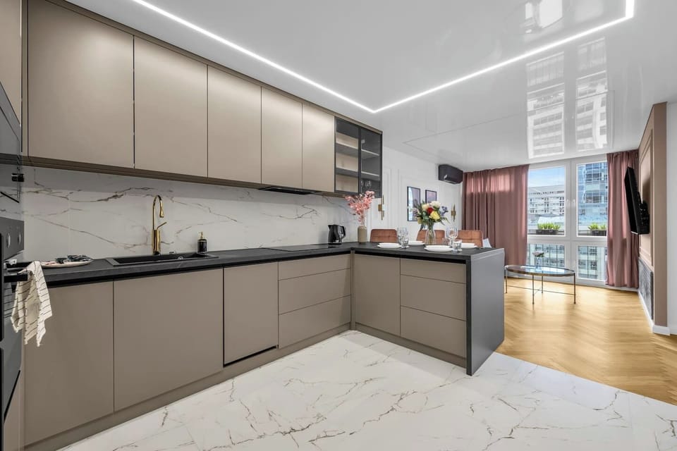 City Center Located Apartment with Air Conditioning on the 11th Floor | Book Now with RENTUJEMY.COM