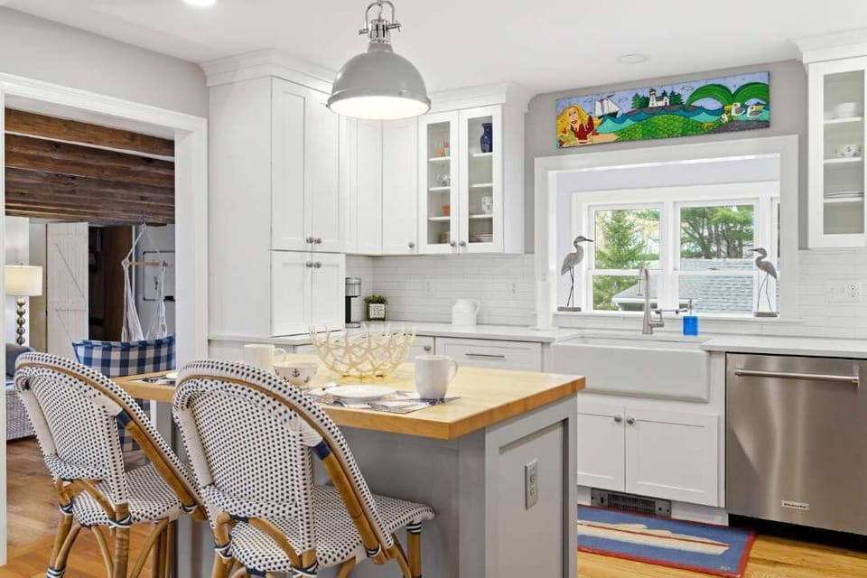 The open kitchen offers ample space & all the comforts of home​