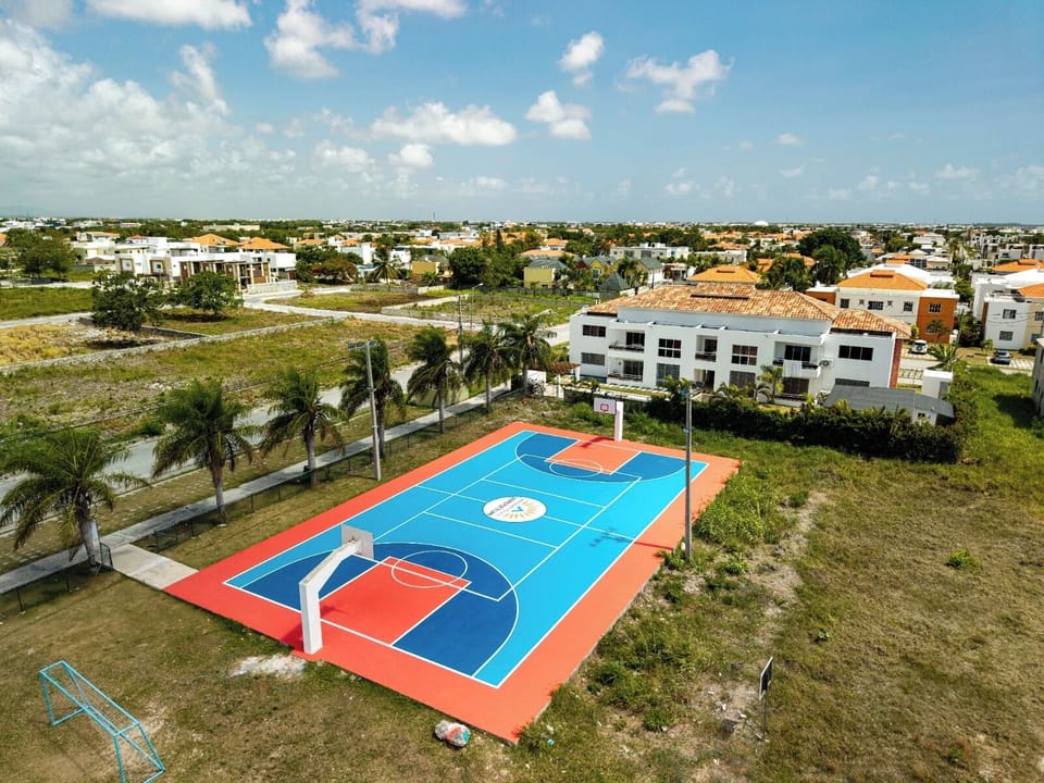 Sport court