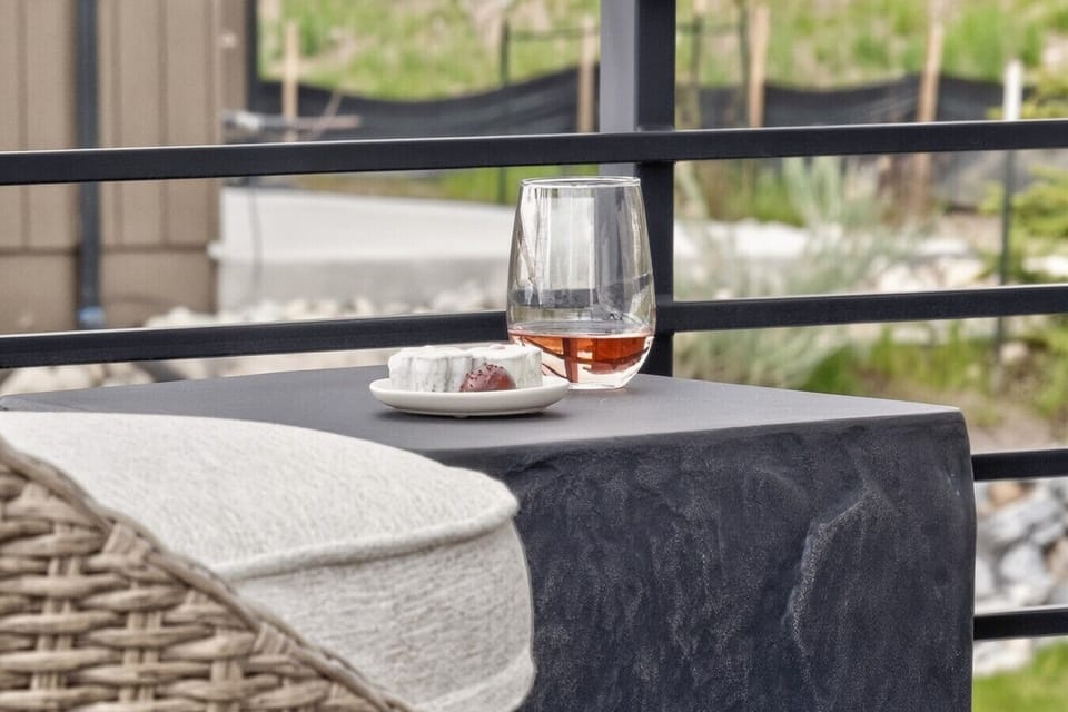 The perfect spot for sunset sips and scenic views.