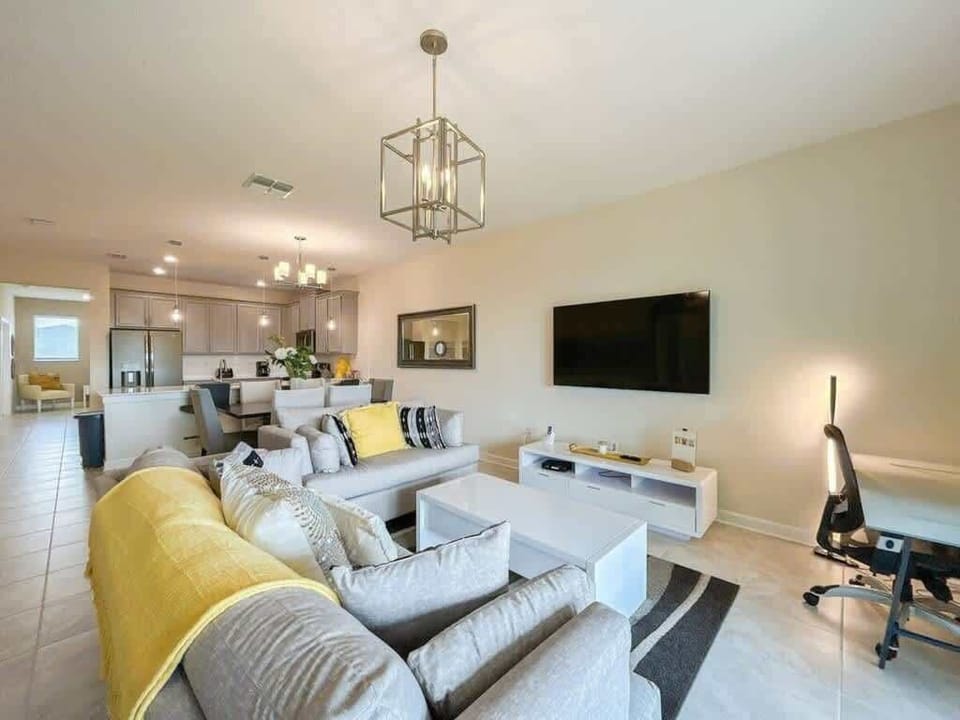Living Room,TV and multimedia