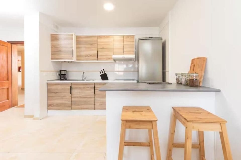 Deluxe Apartment, Balcony | Private kitchen