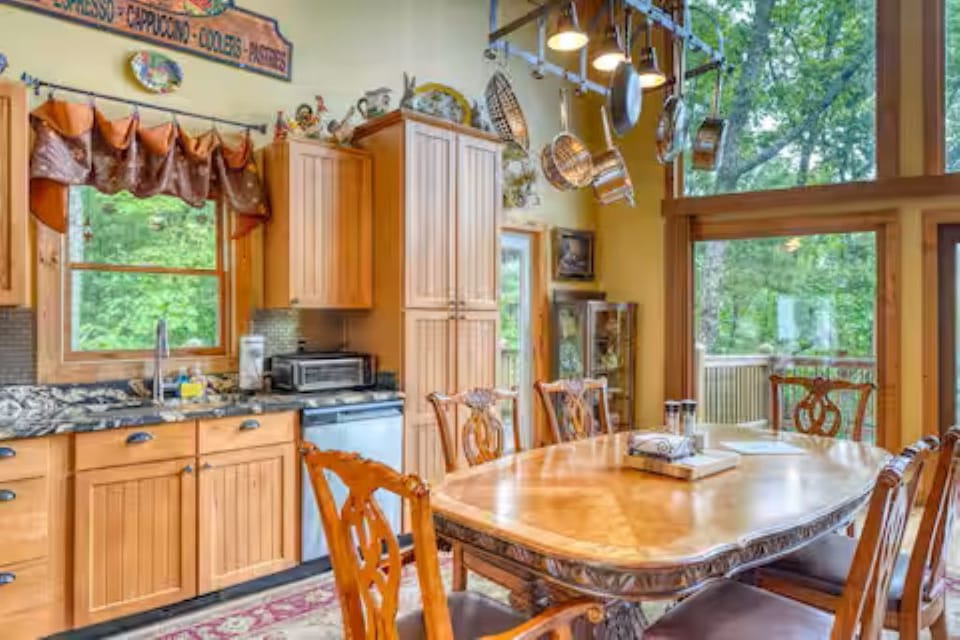 You'll love prepping in the open kitchen, chatting with everyone
