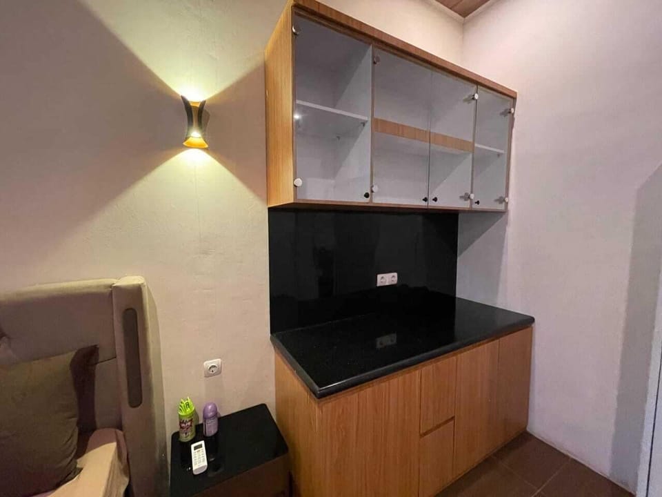 Desk, free WiFi