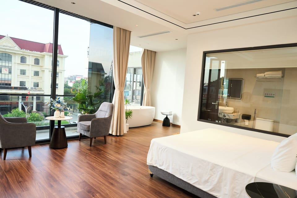 Luxury Suite, Balcony, City View | Free WiFi