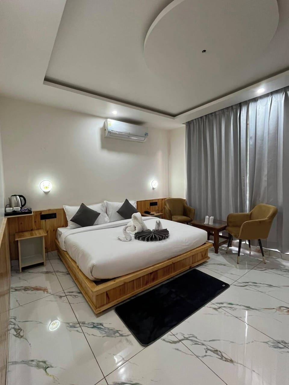 Family Quadruple Room, Mountain View | WiFi (free), bed sheets