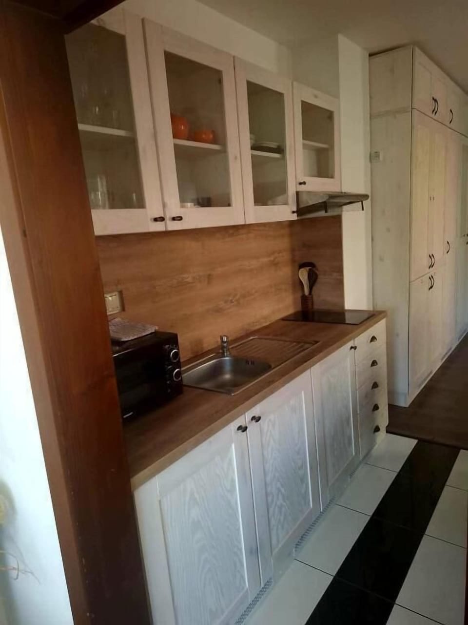 Family Apartment, Balcony | Private kitchen