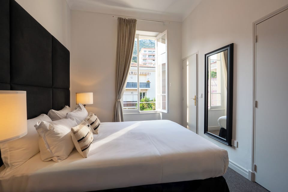 Classic Double or Twin Room, Garden View | Iron/ironing board, free WiFi