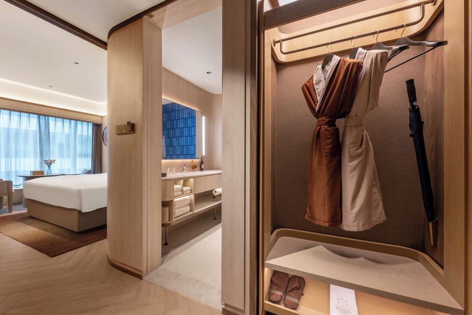 Superior Single Room | Down comforters, minibar (some free items), WiFi (free), bed sheets