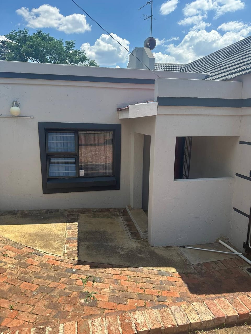 Apartment, 1 Bedroom, Patio | Property grounds