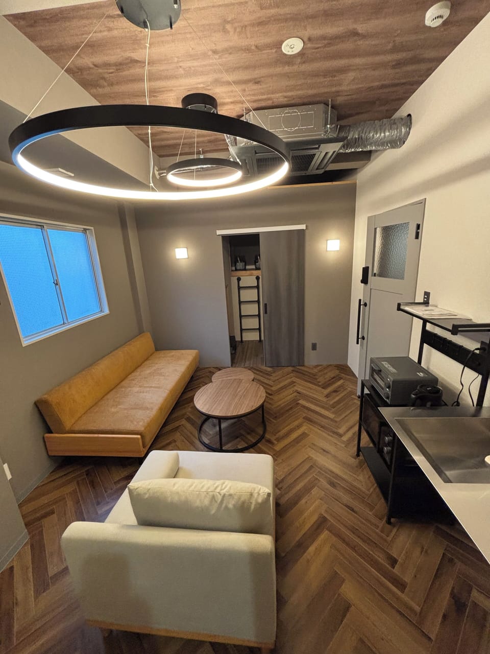 Basic Room, Multiple Beds, Non Smoking, Kitchenette | Free WiFi, bed sheets