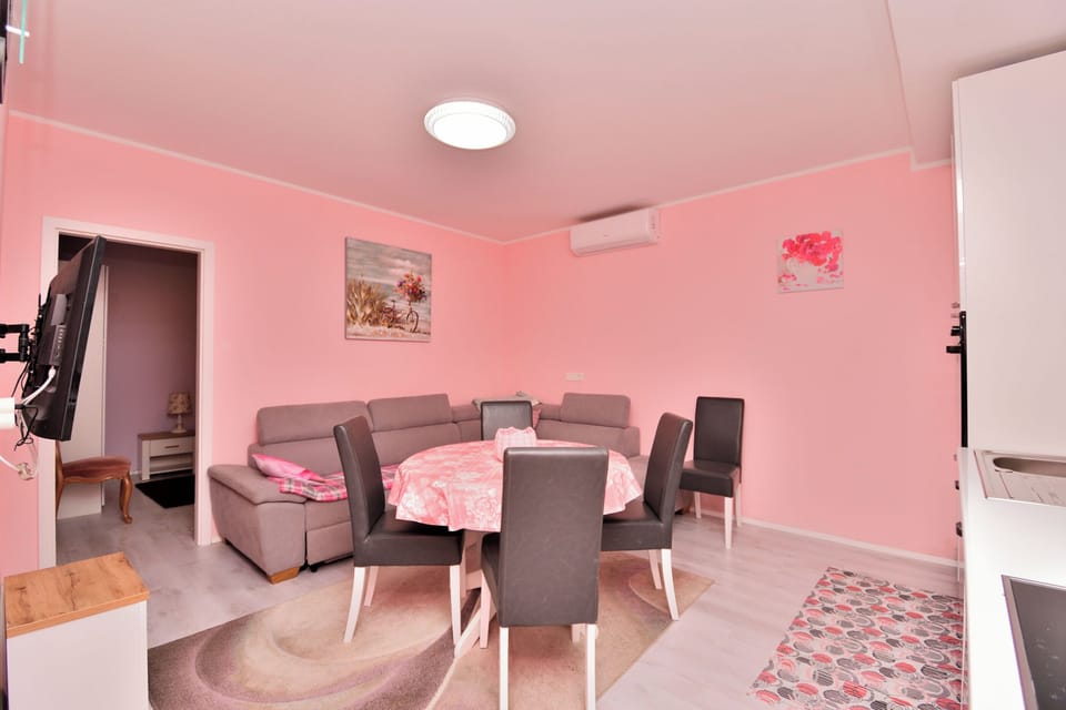 Apartment (A1) | Living room