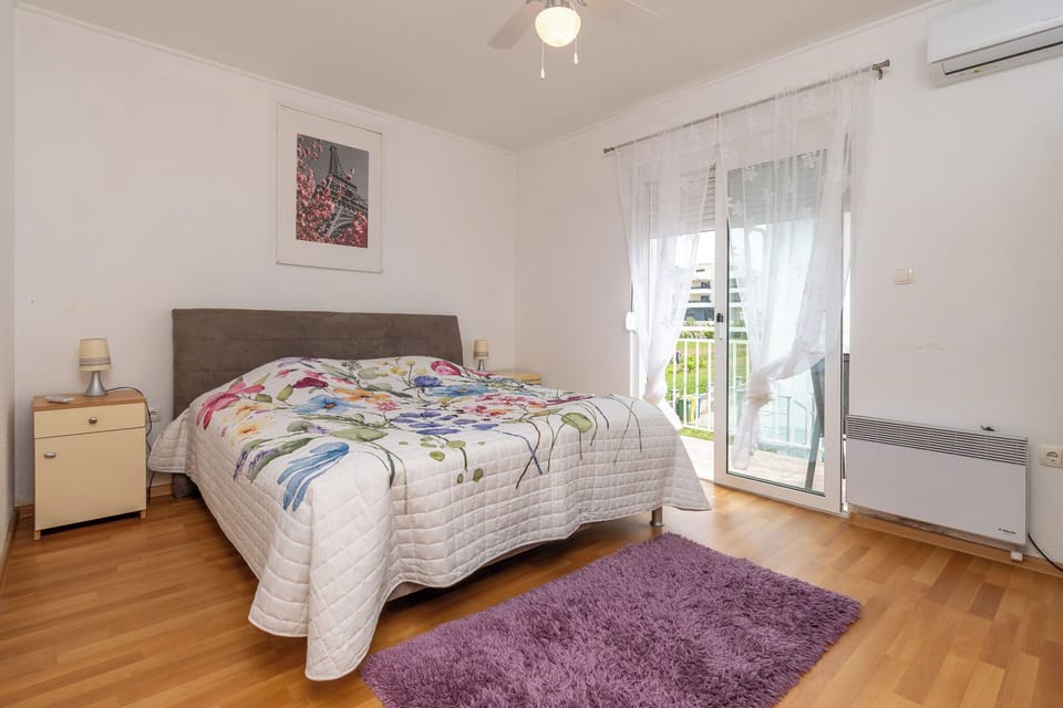Apartment (A1) | Iron/ironing board, free WiFi