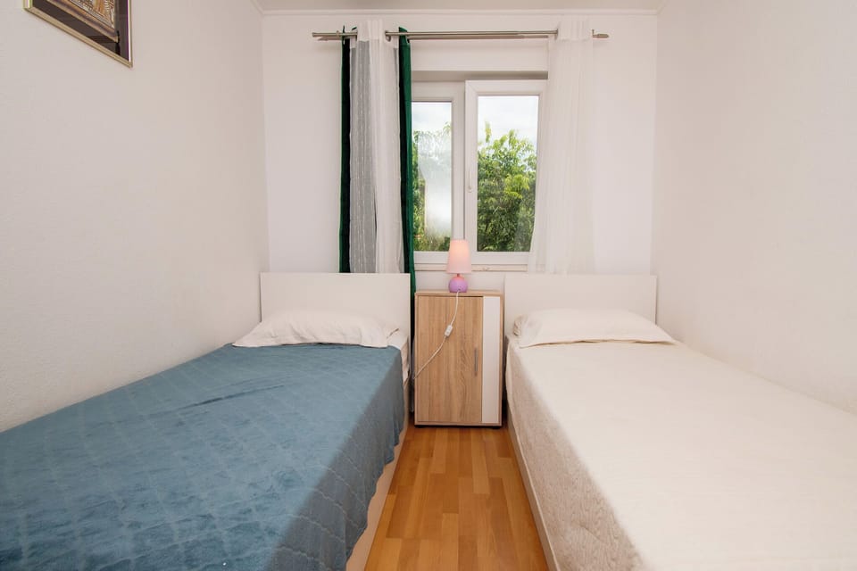 Apartment (A1) | Iron/ironing board, WiFi (free)