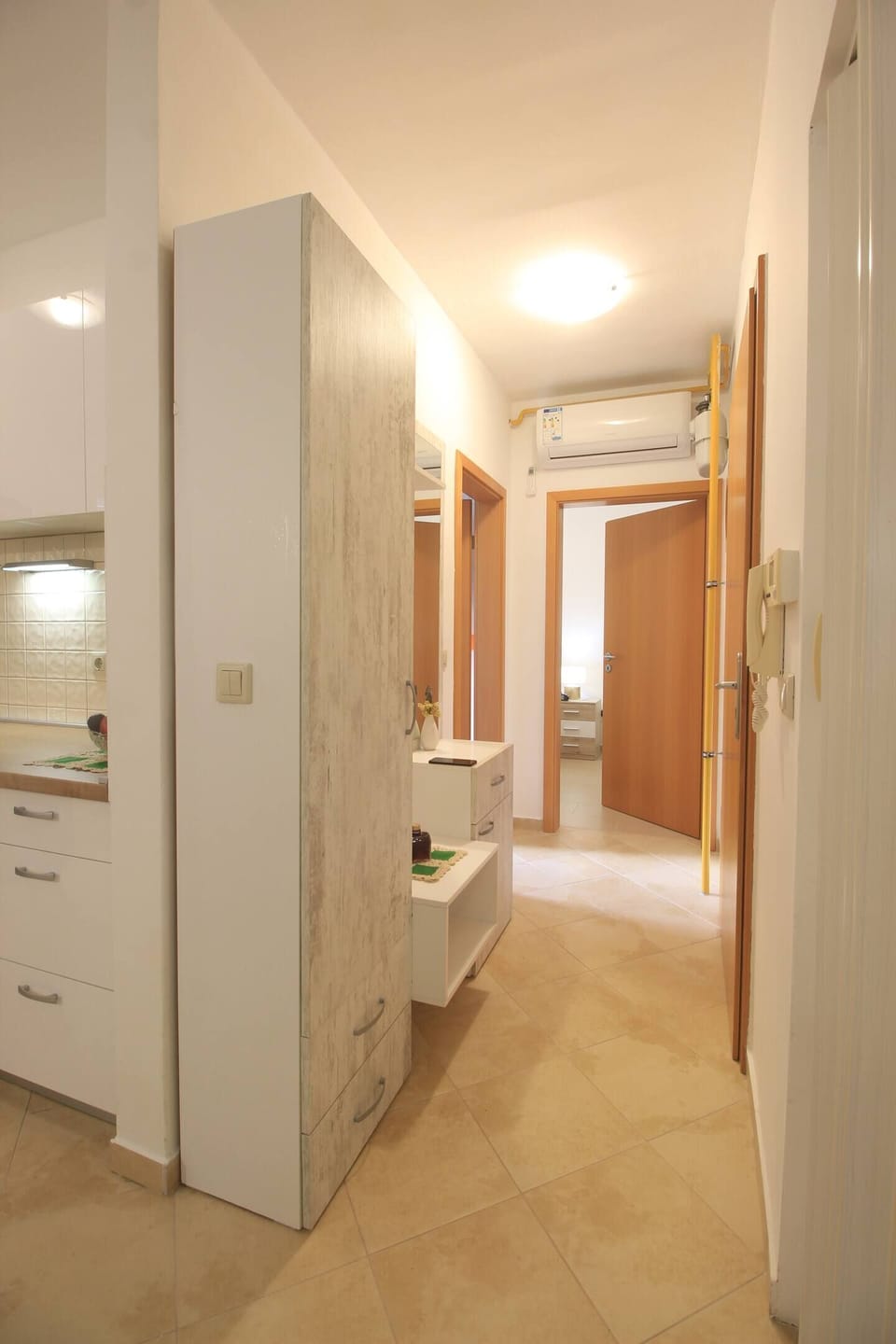 Apartment (A1) | Hallway